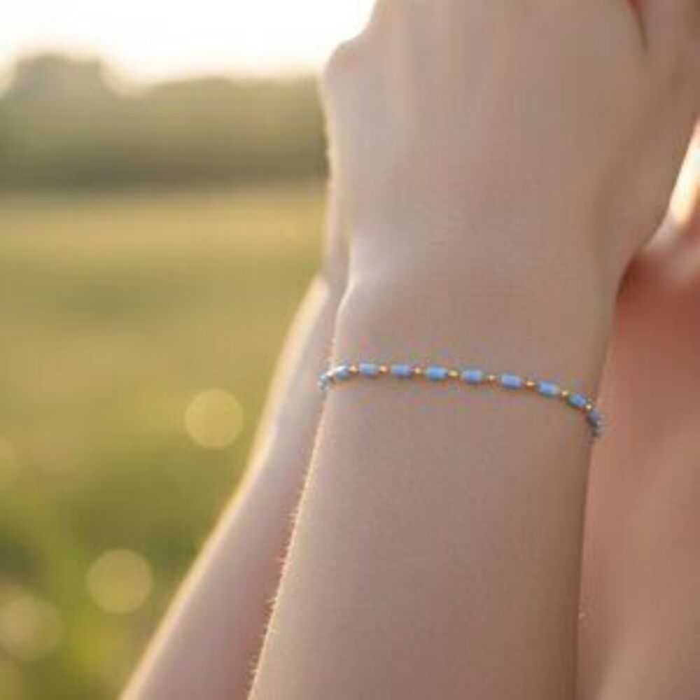 "Elegant & Trendy Bracelet, A Perfect Gift for Women, Thoughtful, EVCH1323
